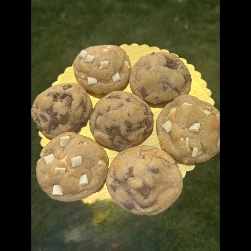 4/6/12 White Chocolate Chunk Cookies Gift Box – Prices from £11.00 – Fresh Baked, Personalised Messages