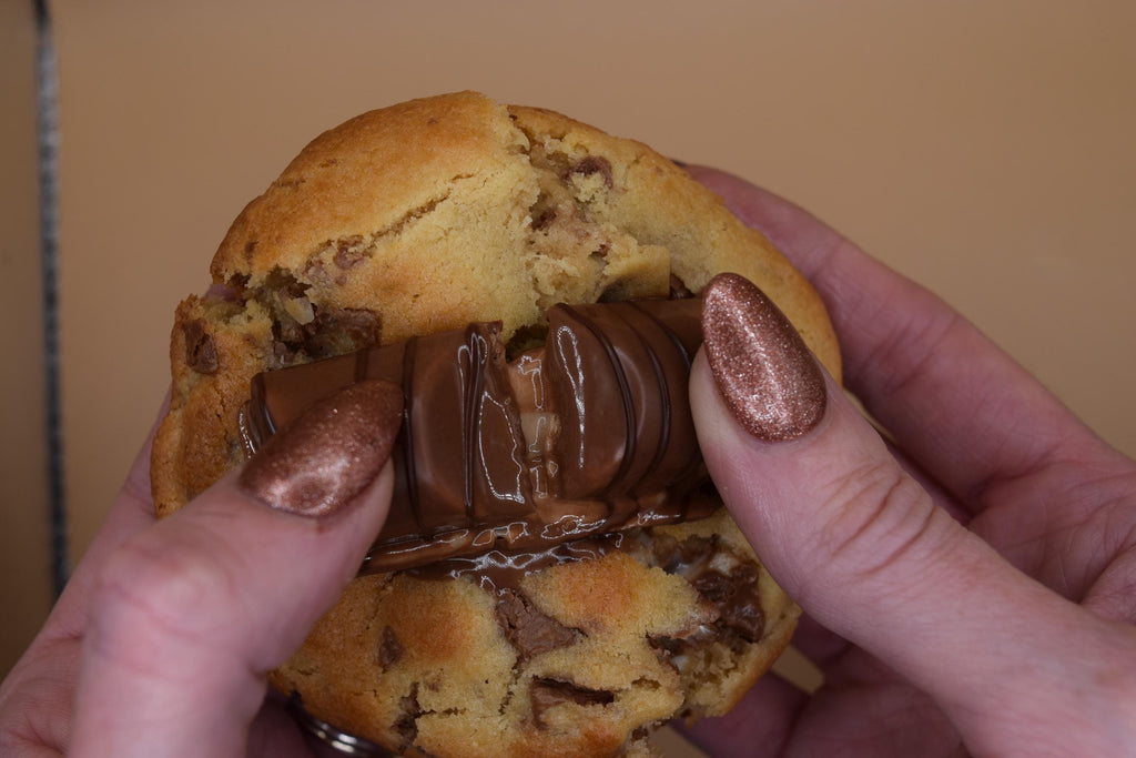 4/6/12 Kinder Cookies Gift Box – Prices from £11.00 – Fresh Baked, Personalised Messages